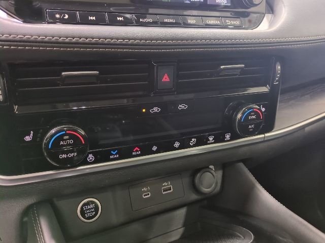 Used 2021 Nissan Rogue SL w/ Premium Package image 10