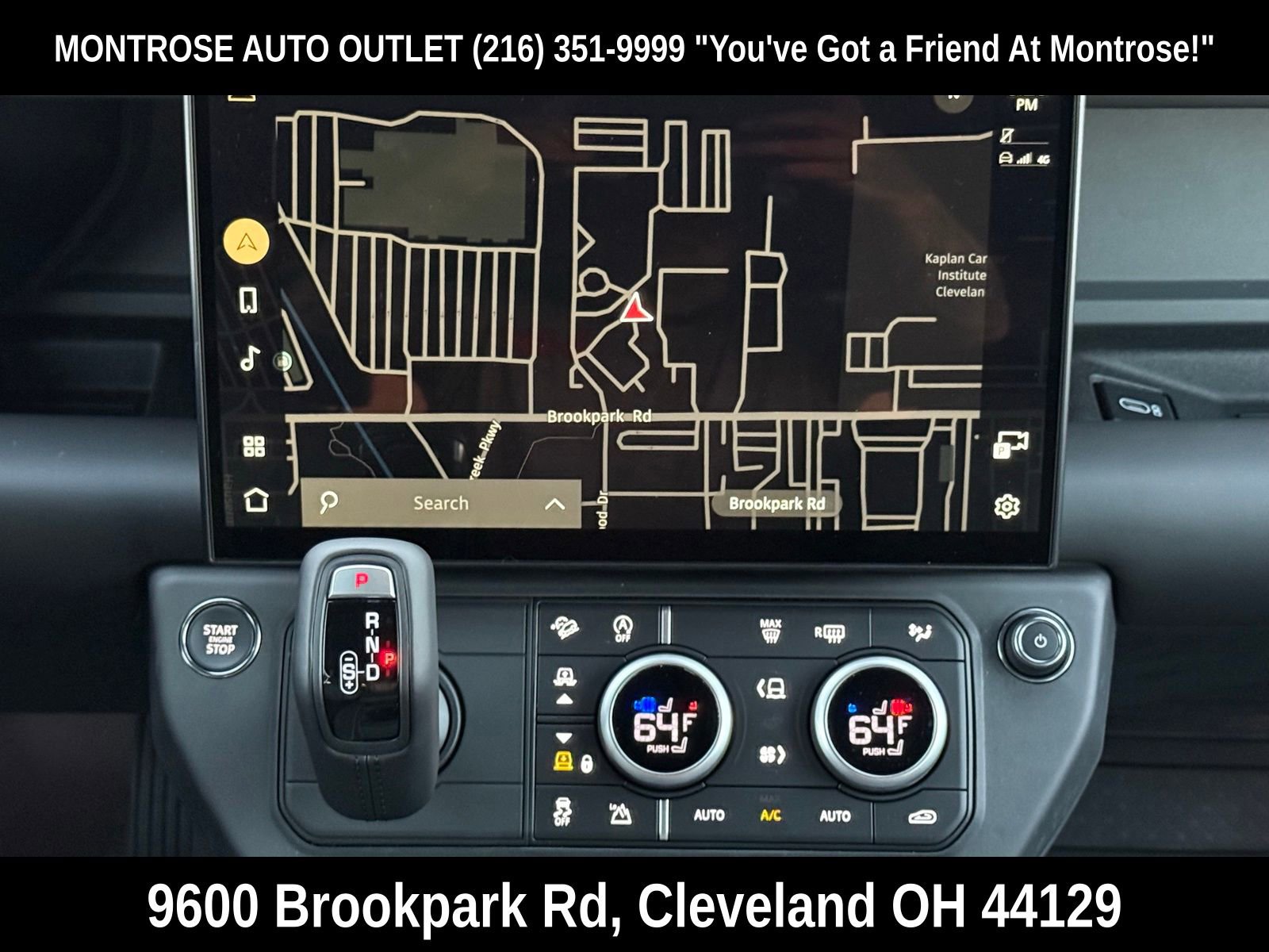 New 2025 Land Rover Defender 90 S image 16