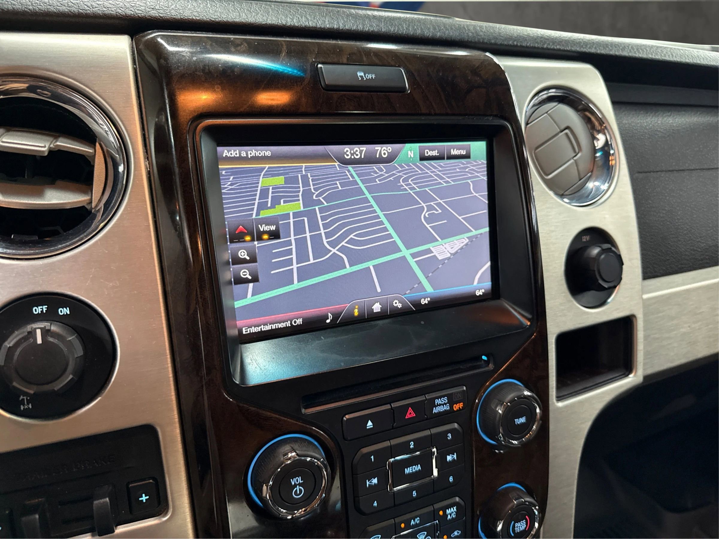 Used 2013 Ford F150 Platinum RWD image 21