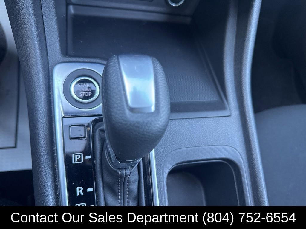 Used 2025 Nissan Sentra SV image 25