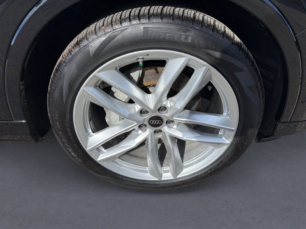Used 2025 Audi Q7 3.0T Premium Plus AWD/4WD image 8