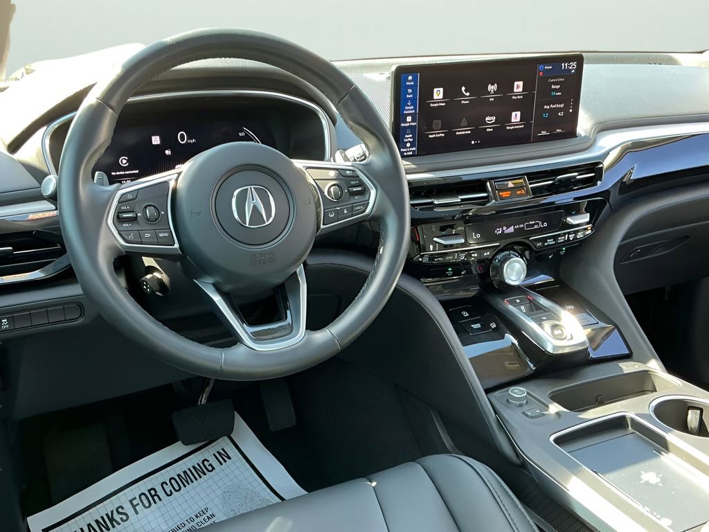 Used 2025 Acura MDX FWD image 17