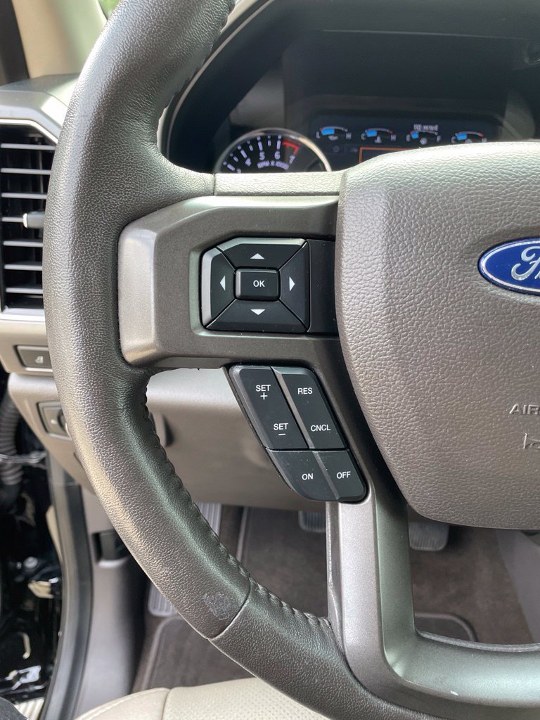 Used 2020 Ford Expedition XLT w/ Equipment Group 202A RWD image 14