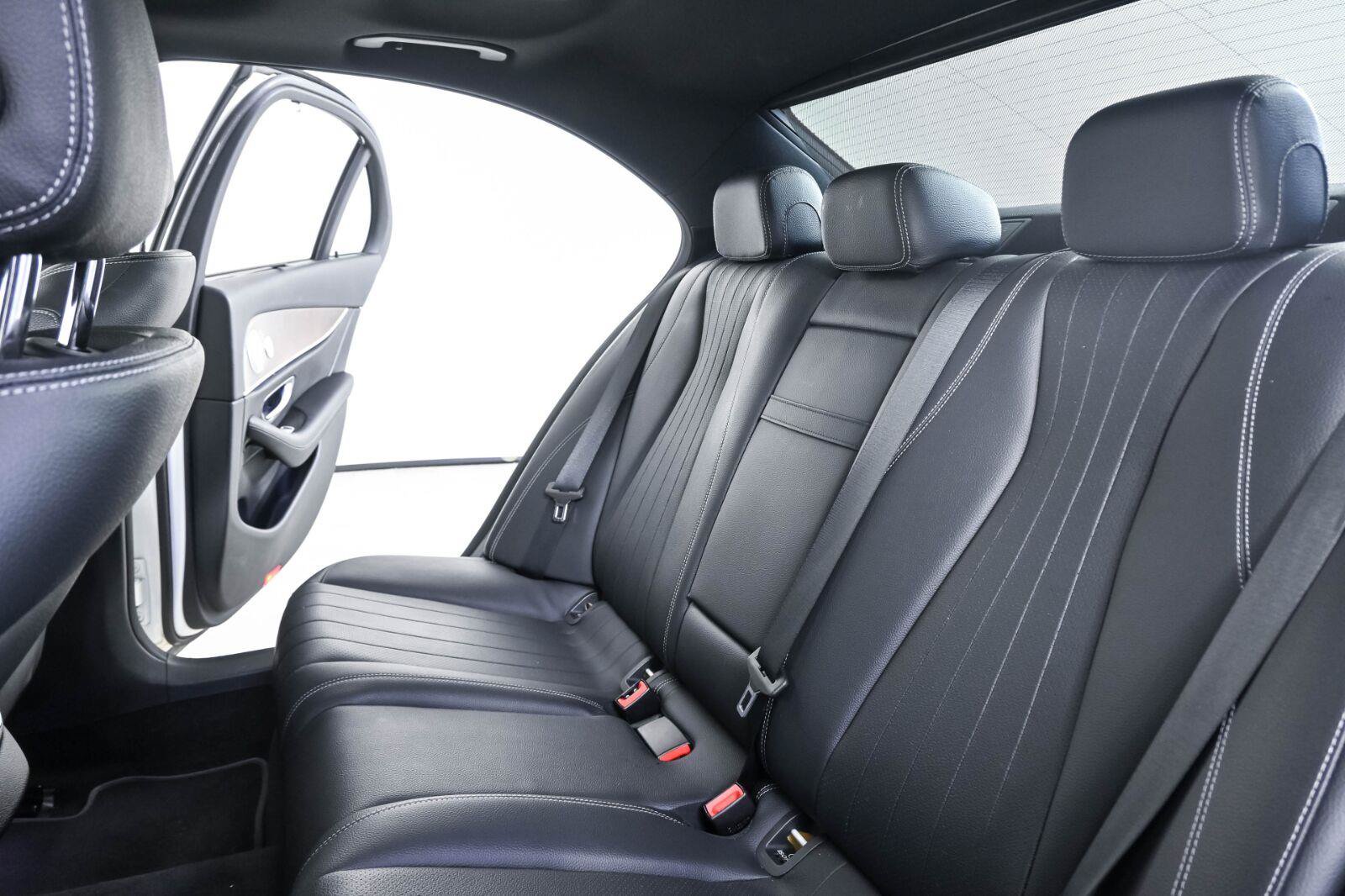 Used 2017 Mercedes-Benz E 300 image 21