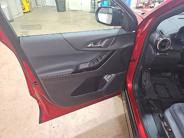 New 2026 Chevrolet Equinox LT w/ Convenience Package II image 10