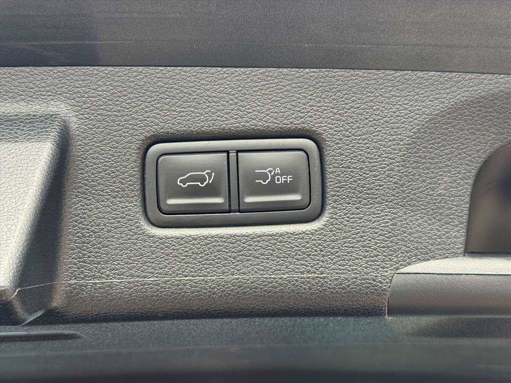 Used 2025 Kia Telluride S FWD image 6