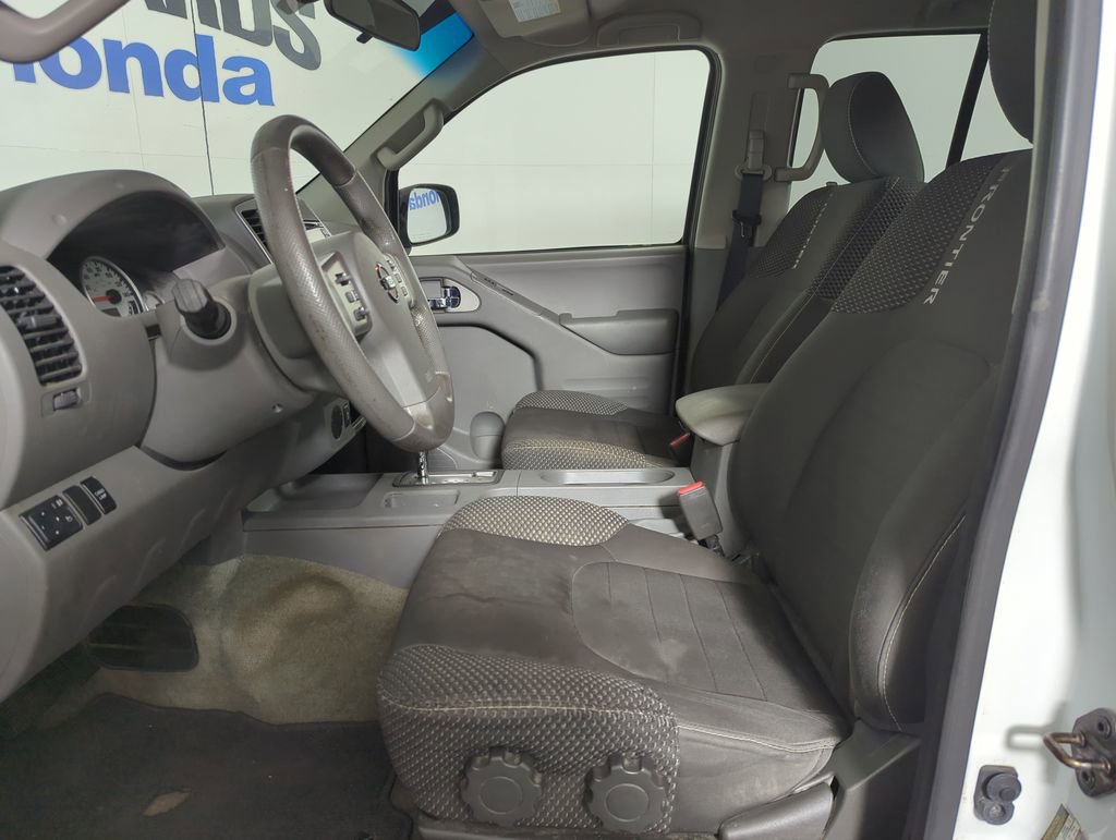Used 2015 Nissan Frontier Desert Runner RWD image 7