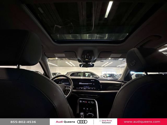 Used 2025 Audi Q5 Premium Plus w/ Premium Plus AWD/4WD image 16