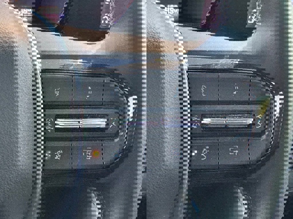 Used 2025 Chevrolet Colorado ZR2 w/ Midnight Edition image 18