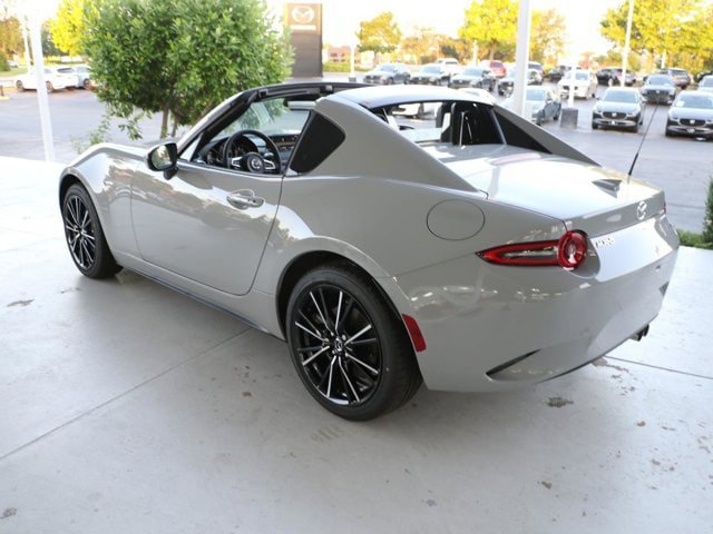 New 2026 MAZDA MX-5 Miata RF Grand Touring RWD image 3