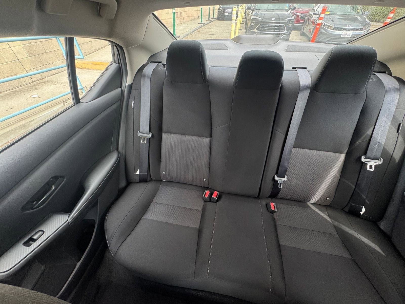 Used 2025 Nissan Sentra SV FWD image 38