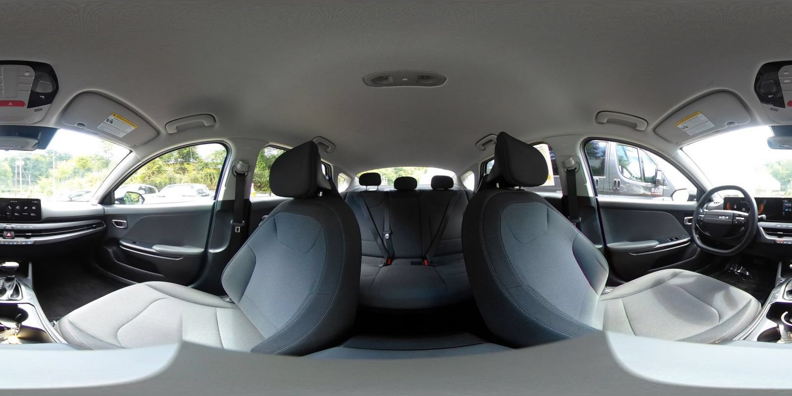 Used 2025 Kia K4 FWD image 41
