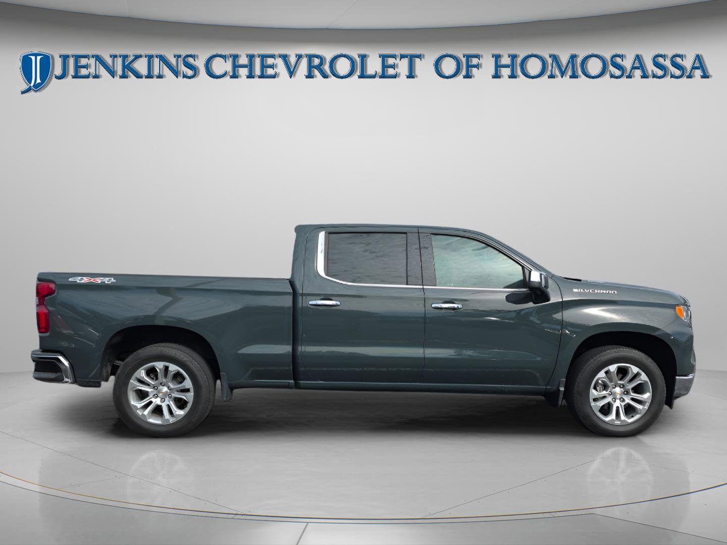 Used 2025 Chevrolet Silverado 1500 LTZ image 6