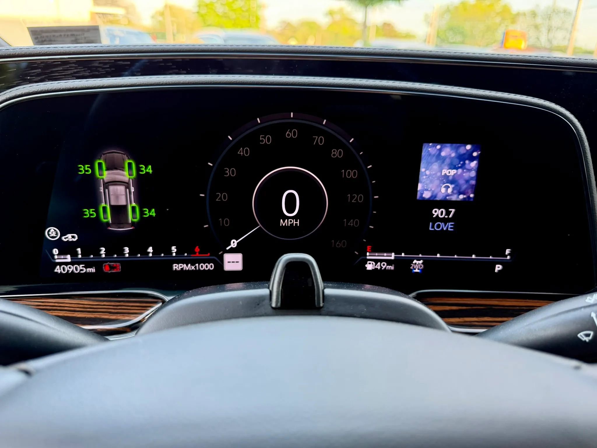 Used 2023 Cadillac Escalade Premium Luxury w/ Performance Package image 25