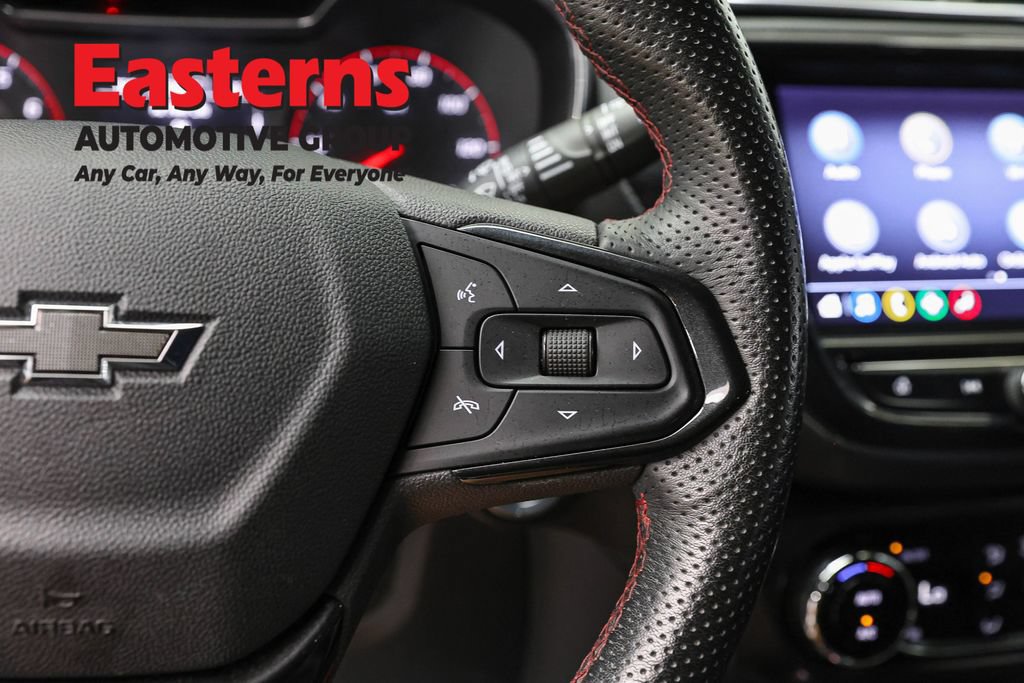 Used 2023 Chevrolet TrailBlazer RS w/ Convenience Package AWD/4WD image 16