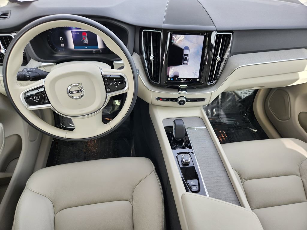 Used 2025 Volvo XC60 T8 Plus w/ Protection Package Premier image 15
