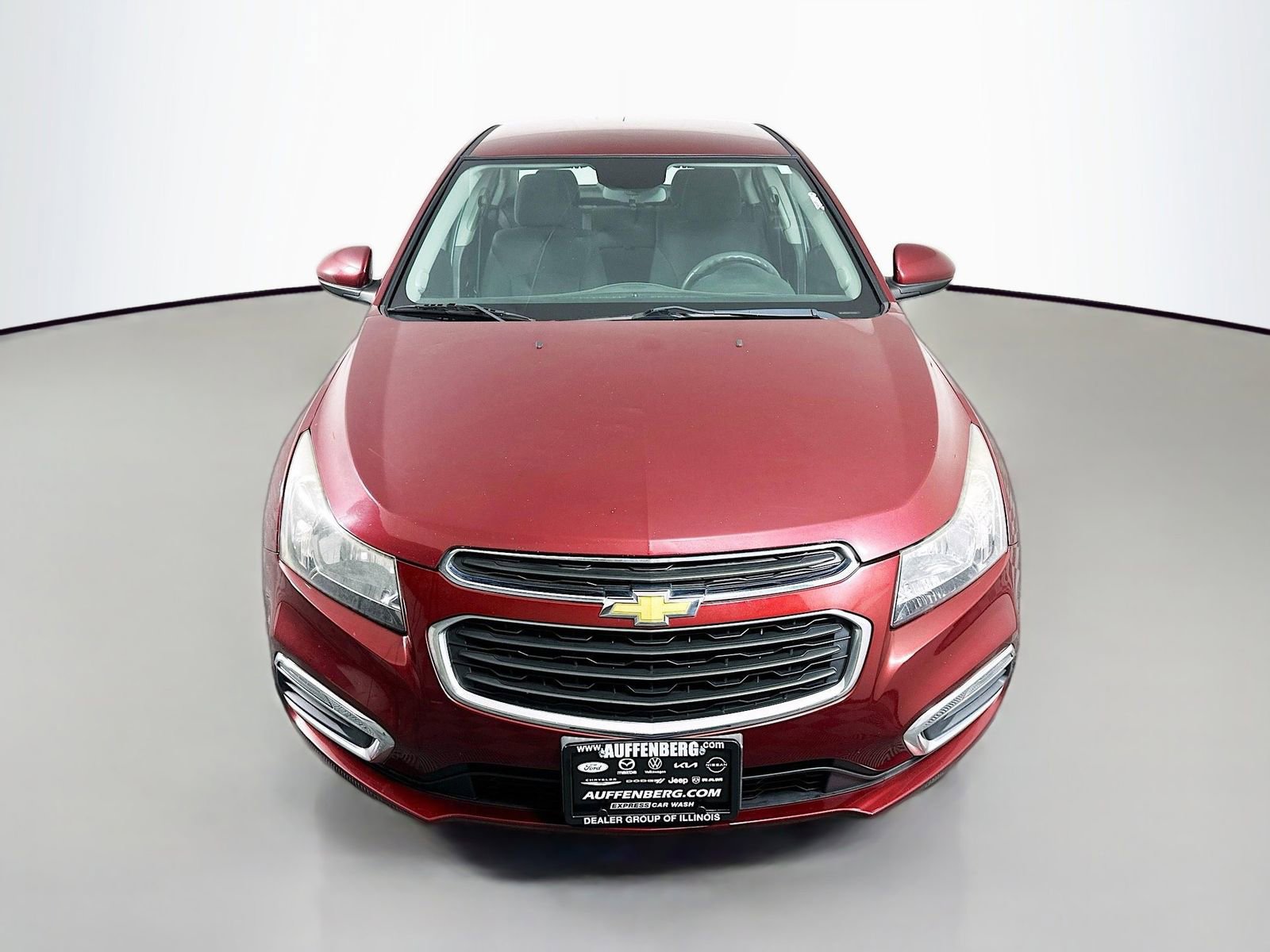 Used 2015 Chevrolet Cruze LT FWD image 2