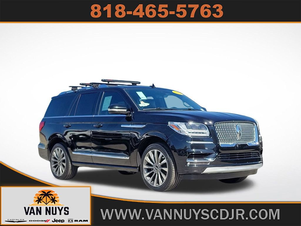 Used 2021 Lincoln Navigator Reserve image 1