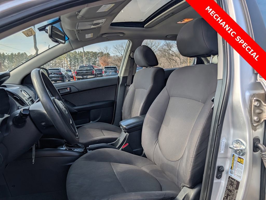 Used 2012 Kia Forte EX image 15