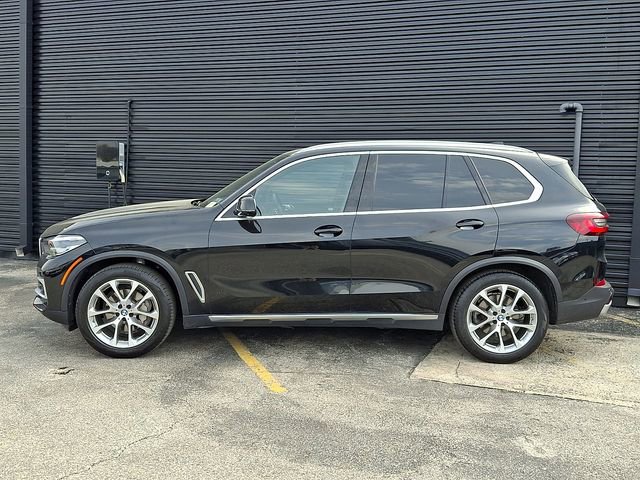 Used 2022 BMW X5 xDrive40i w/ Premium Package AWD/4WD image 2