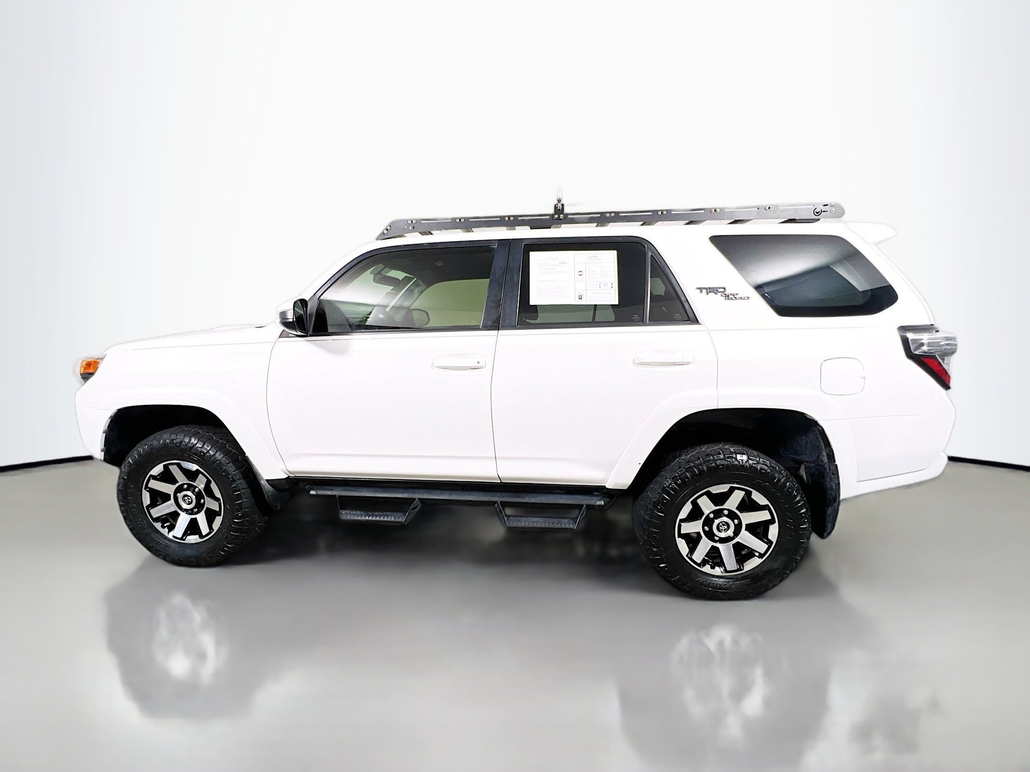 Used 2019 Toyota 4Runner TRD Off-Road image 9