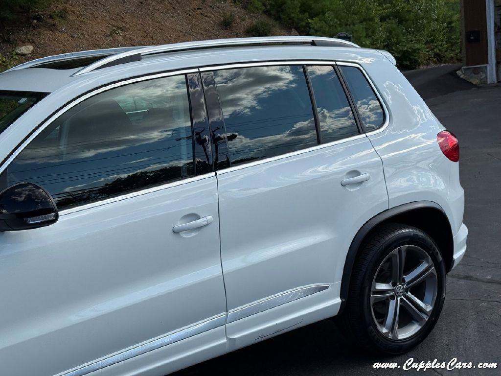 Used 2017 Volkswagen Tiguan Sport image 31
