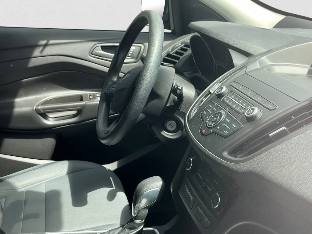 Used 2019 Ford Escape S FWD image 5