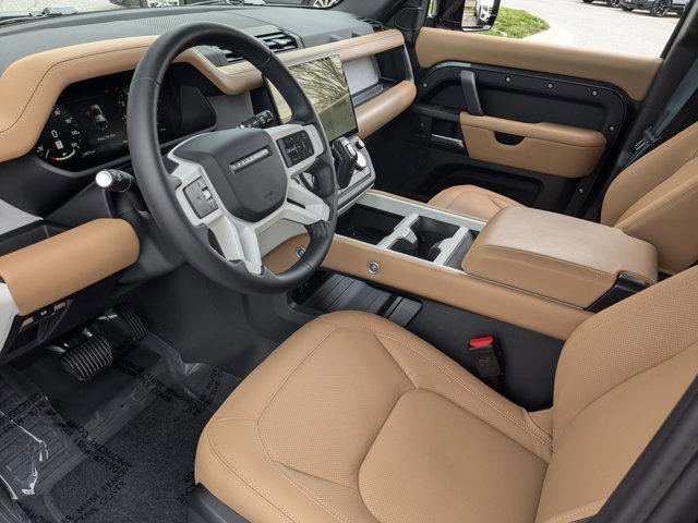 Used 2026 Land Rover Defender 110 S AWD/4WD image 10