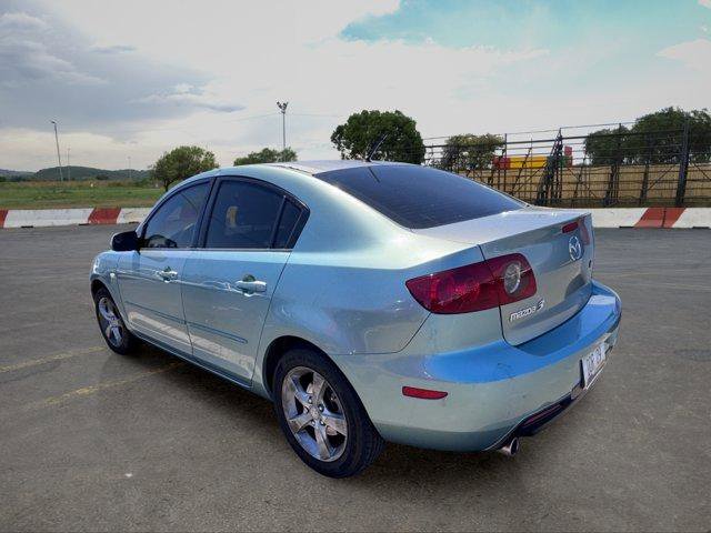 Used 2004 MAZDA MAZDA3 I w/ Pwr & 16" Alloy Wheel Pkg FWD image 4