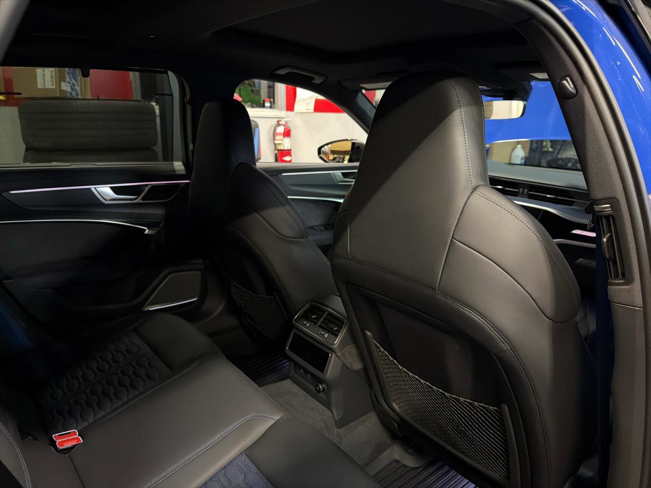 Used 2025 Audi RS 6 performance image 24