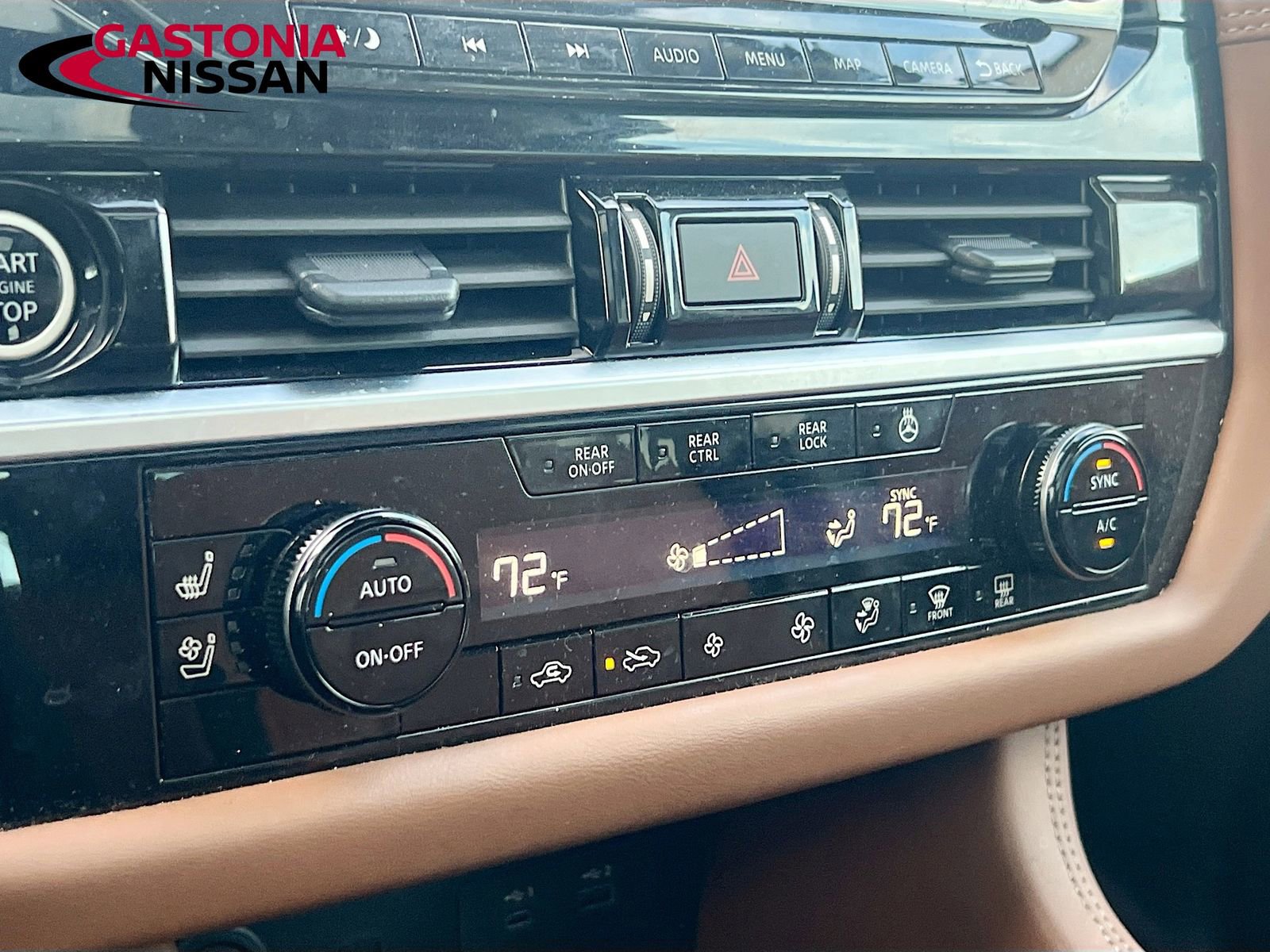 Used 2024 Nissan Pathfinder Platinum w/ Cargo Package image 21