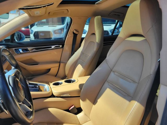 Used 2018 Porsche Panamera 4S image 19