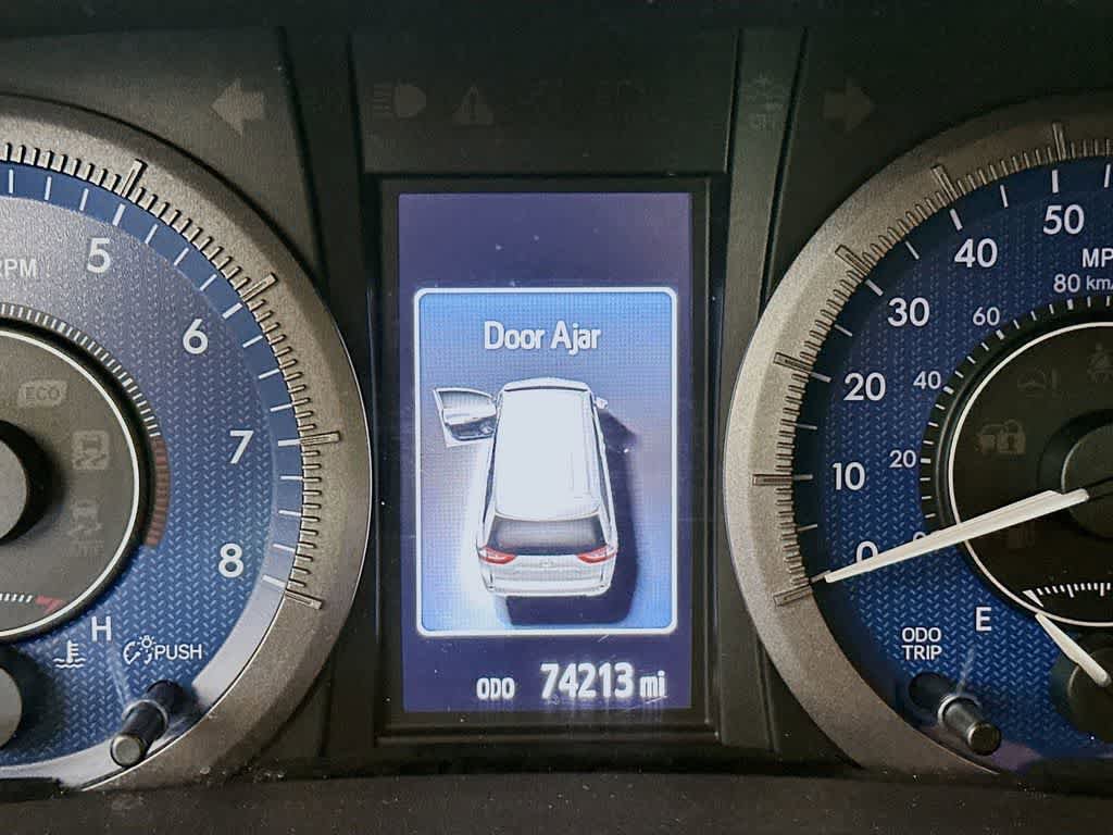 Used 2020 Toyota Sienna XLE w/ XLE Navigation Package FWD image 20