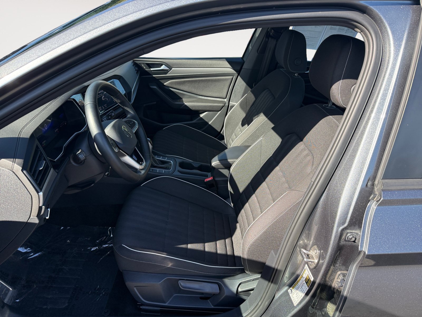 Used 2024 Volkswagen Jetta Sport FWD image 10