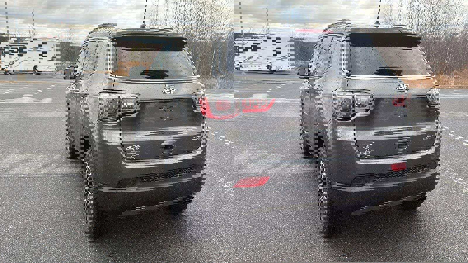 Used 2022 Jeep Compass Limited image 8