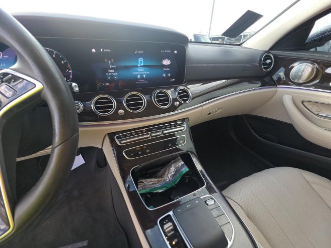 Used 2021 Mercedes-Benz E 350 Sedan w/ Premium Package image 14