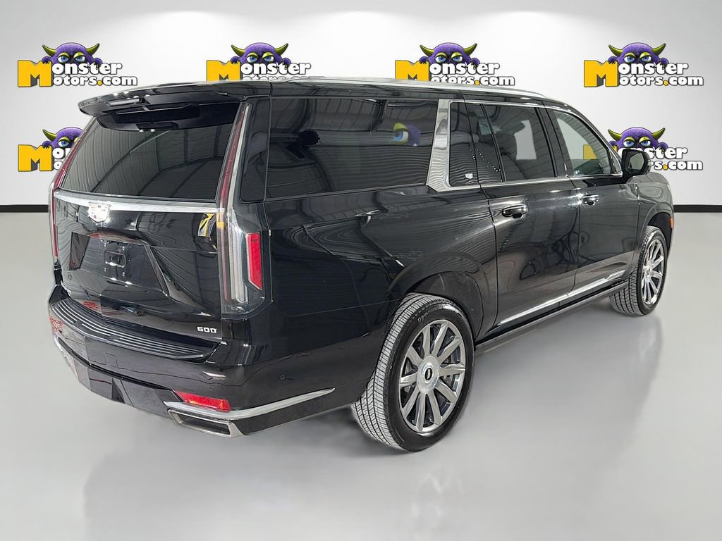 Used 2024 Cadillac Escalade ESV Premium Luxury Platinum AWD/4WD image 5