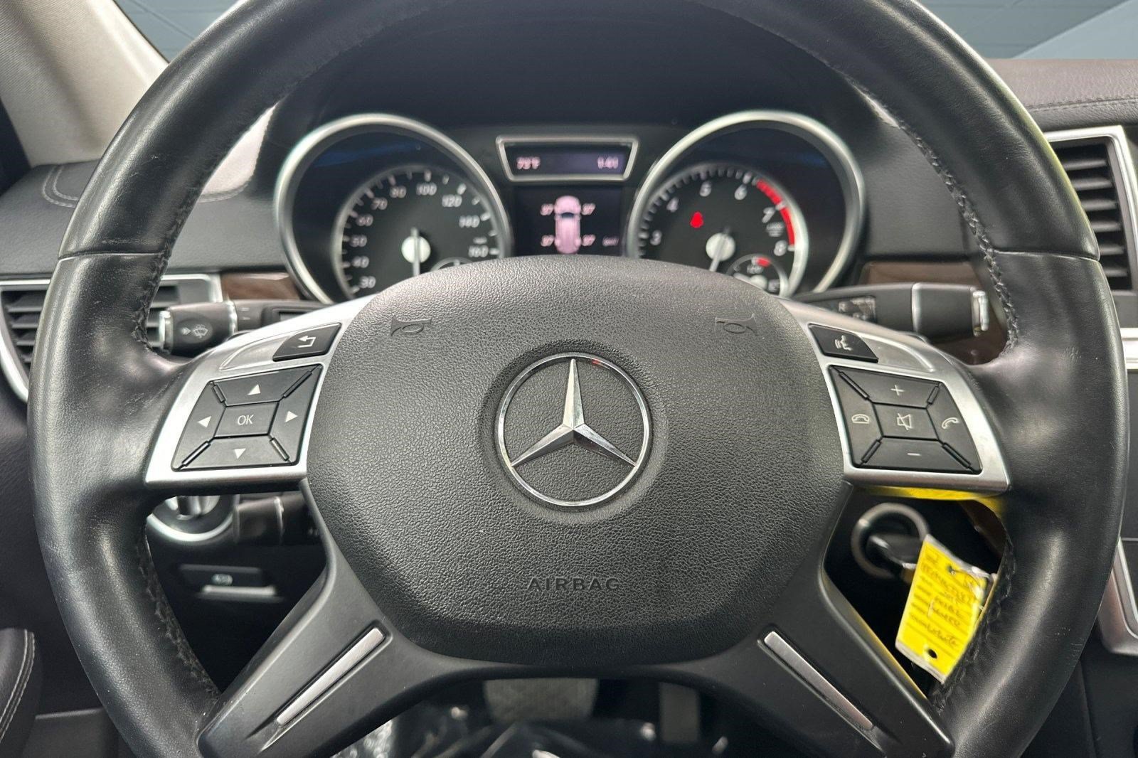 Used 2015 Mercedes-Benz GL 450 4MATIC image 11