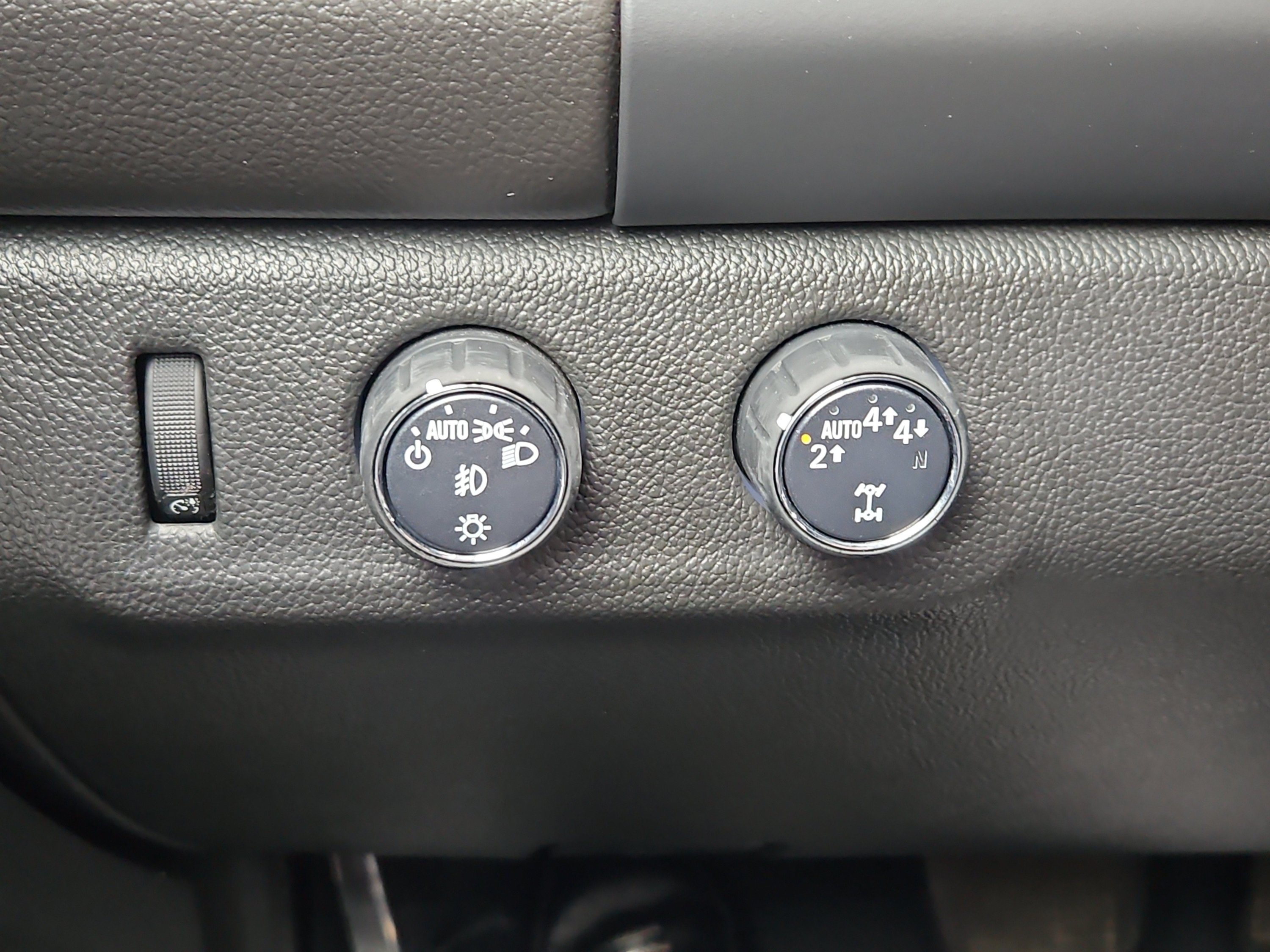 Used 2019 GMC Canyon All Terrain w/ Trailering Package AWD/4WD image 11