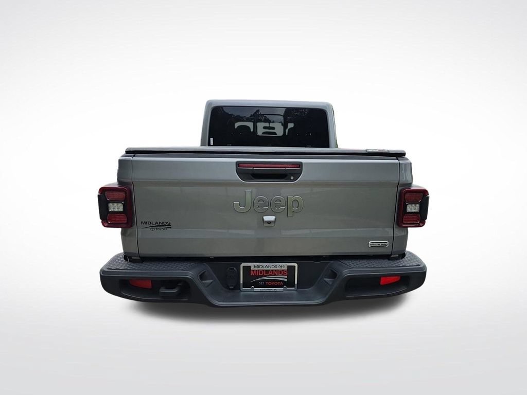 Used 2020 Jeep Gladiator Overland w/ LED Lighting Group AWD/4WD image 29
