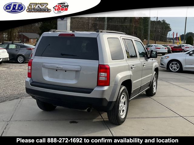 Used 2016 Jeep Patriot Sport w/ Power Value Group FWD image 6