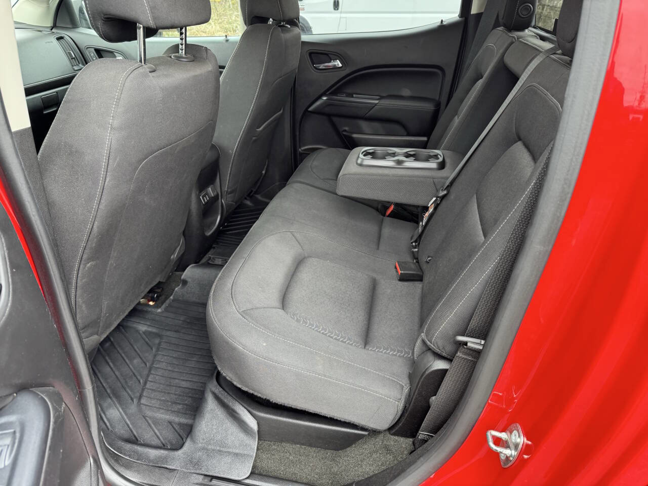 Used 2018 GMC Canyon SLE w/ SLE Convenience Package AWD/4WD image 8