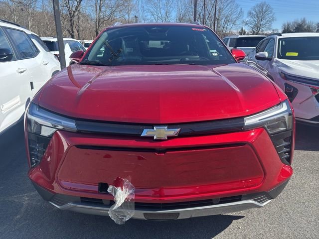 New 2026 Chevrolet Blazer EV LT AWD/4WD image 2