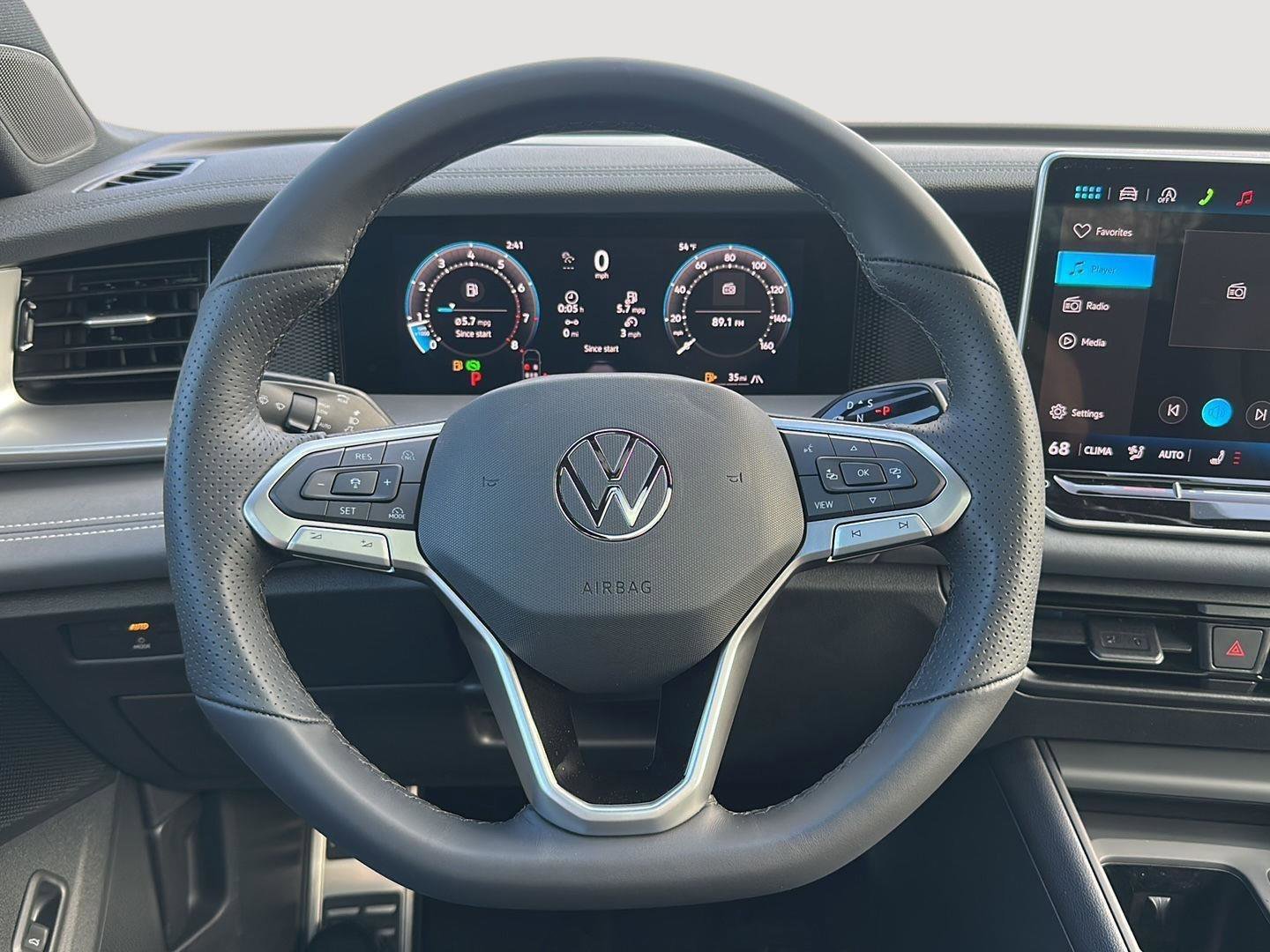 New 2026 Volkswagen Tiguan SE R-Line AWD/4WD image 27