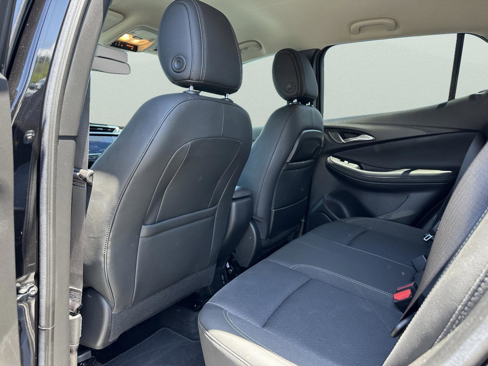 Used 2023 Buick Encore GX Preferred w/ Cold Weather Comfort Package FWD image 13