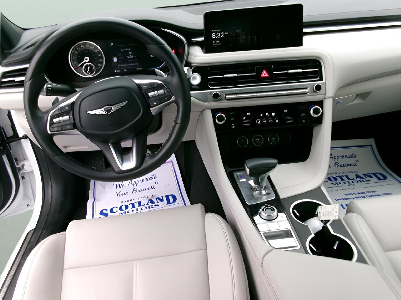 Used 2025 Genesis G70 2.5T RWD image 11