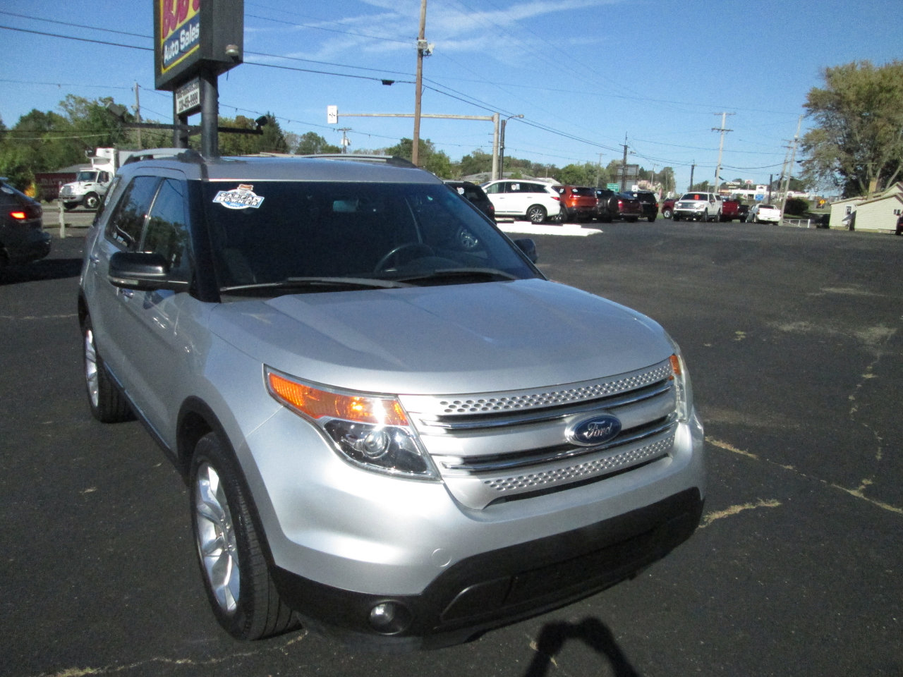 Used 2013 Ford Explorer XLT image 6