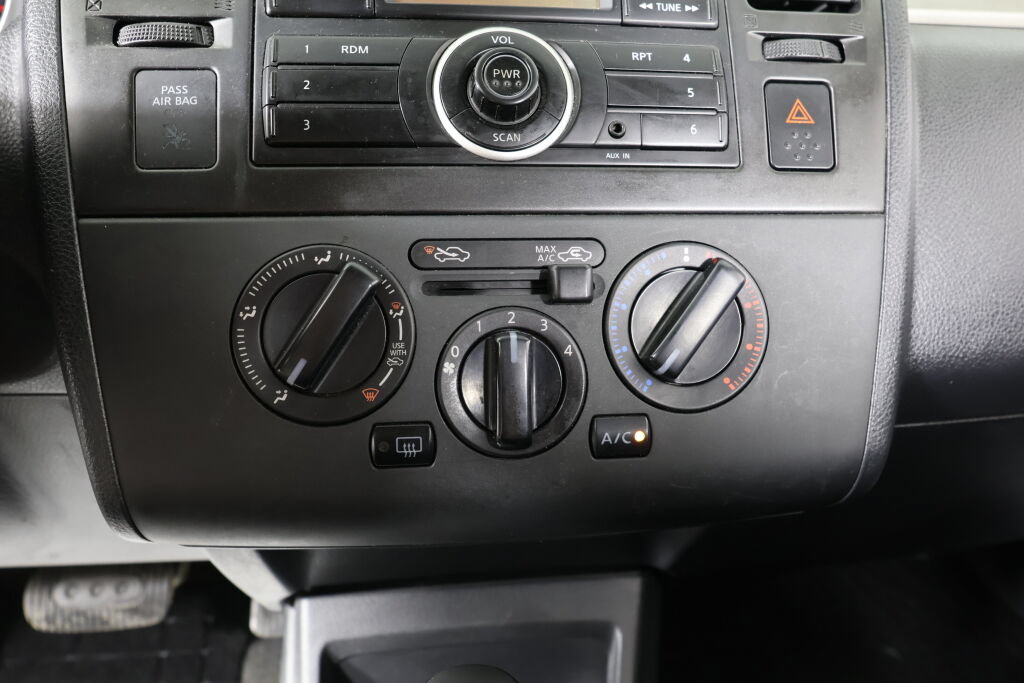 Used 2011 Nissan Versa 1.8 S w/ PWR Plus Pkg FWD image 35