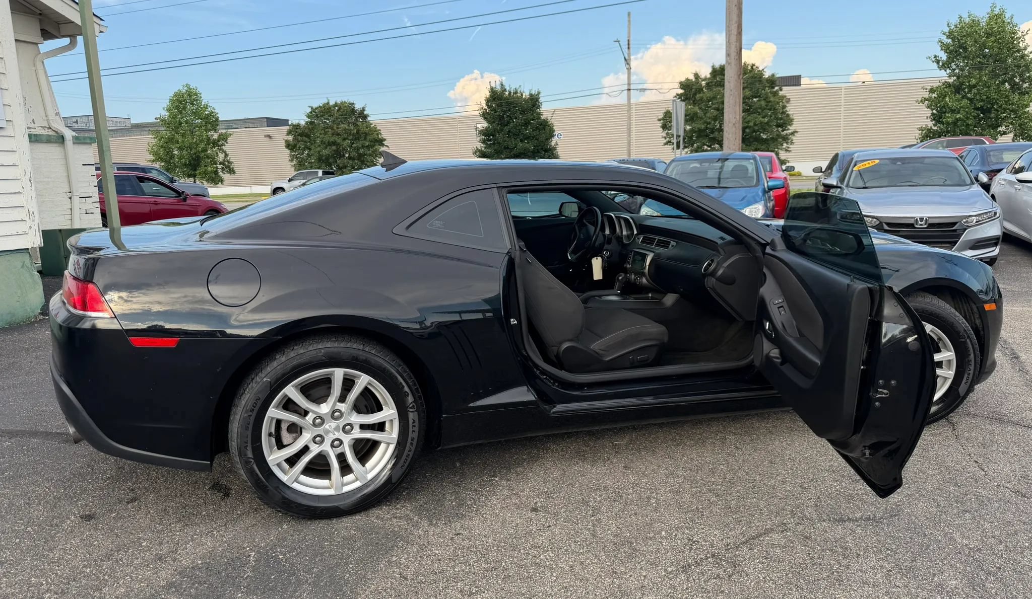 Used 2014 Chevrolet Camaro LT RWD image 19