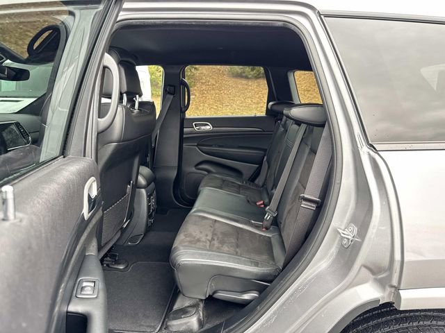 Used 2020 Jeep Grand Cherokee Altitude image 18